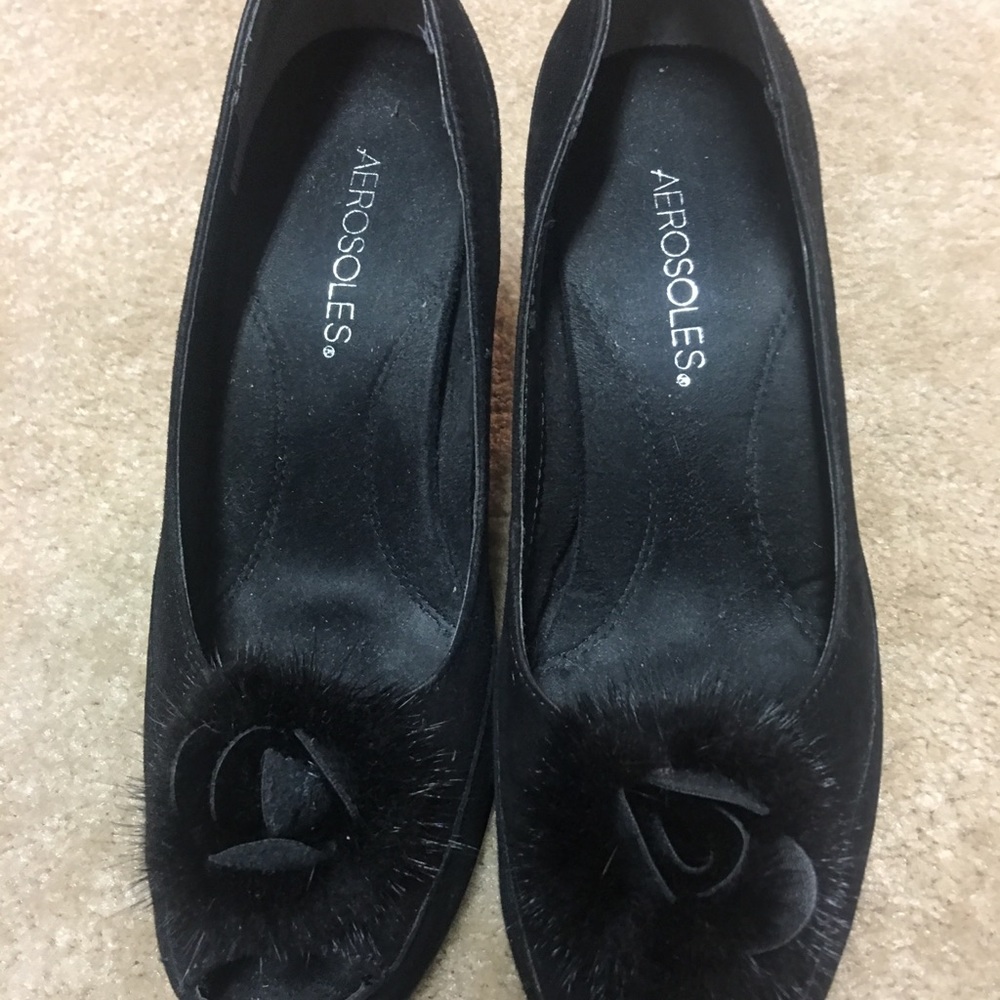 Black high heels aerosols super cute